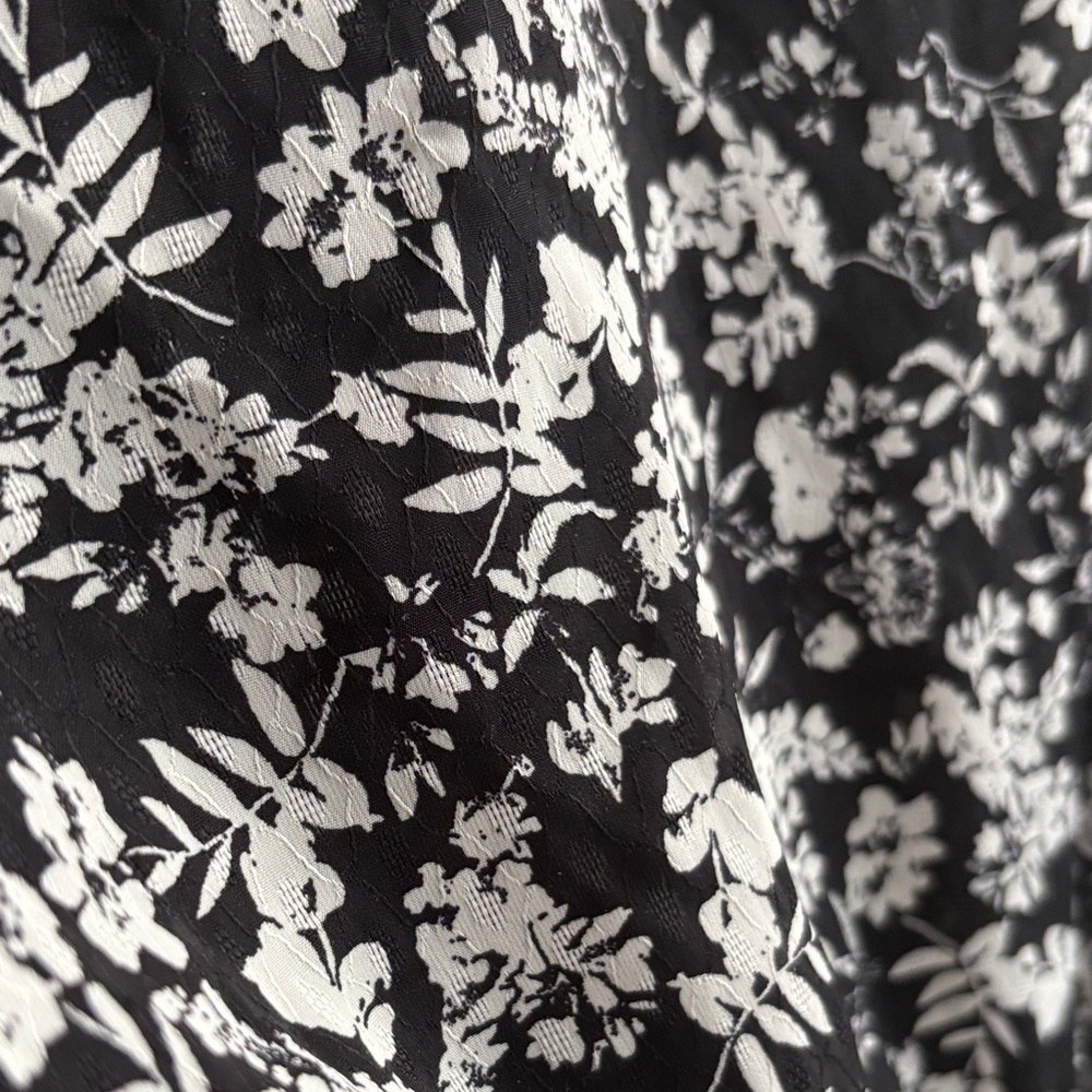 Pleione Black and White Floral Blouse - Picture 3 of 6